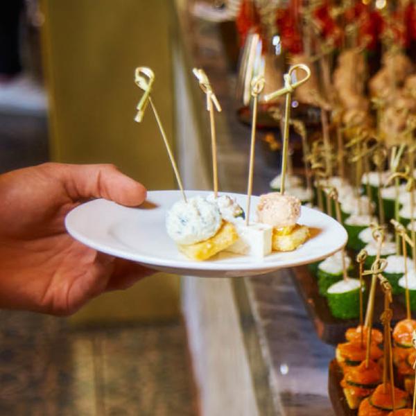 Alternative view of SPIEDINO BAMBU' RICCIOLO 10 CM